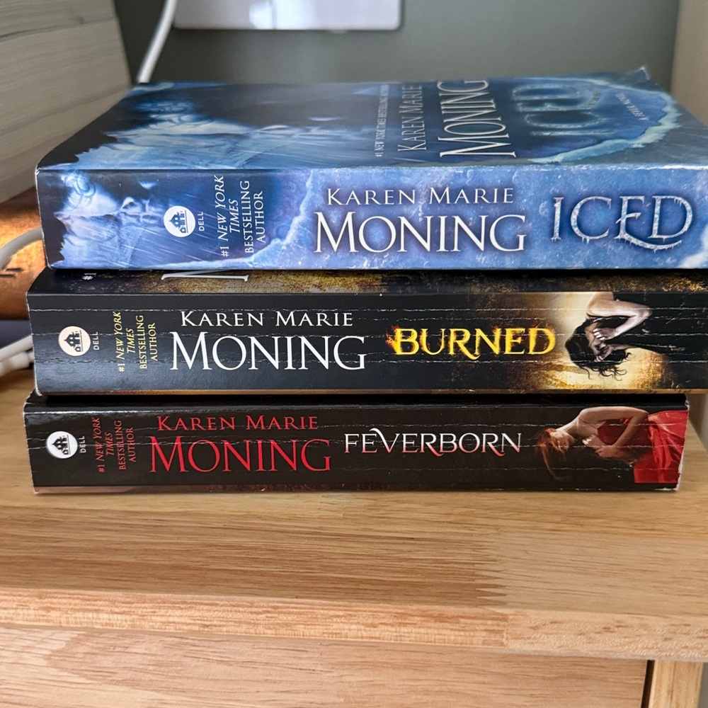 Karen Marie Moning Fever Series Paperback Set - Picture 2 of 3